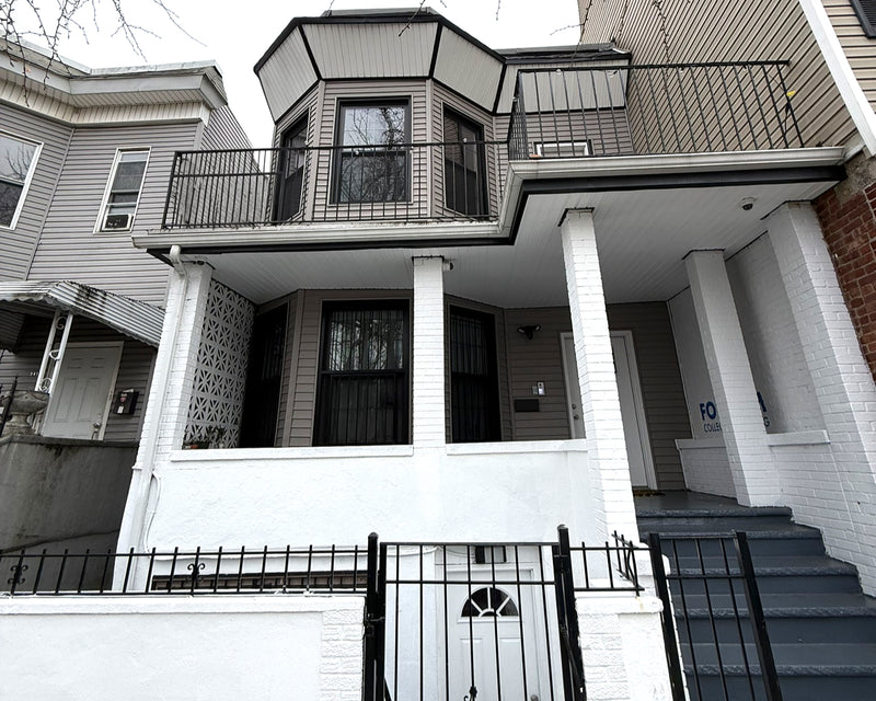 2414 Hughes Ave, Unit 2, 4 bed