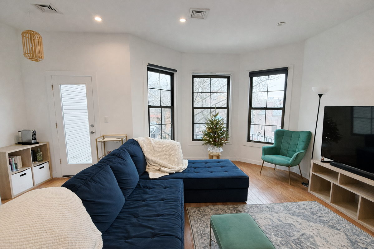 2414 Hughes Ave, Unit 1